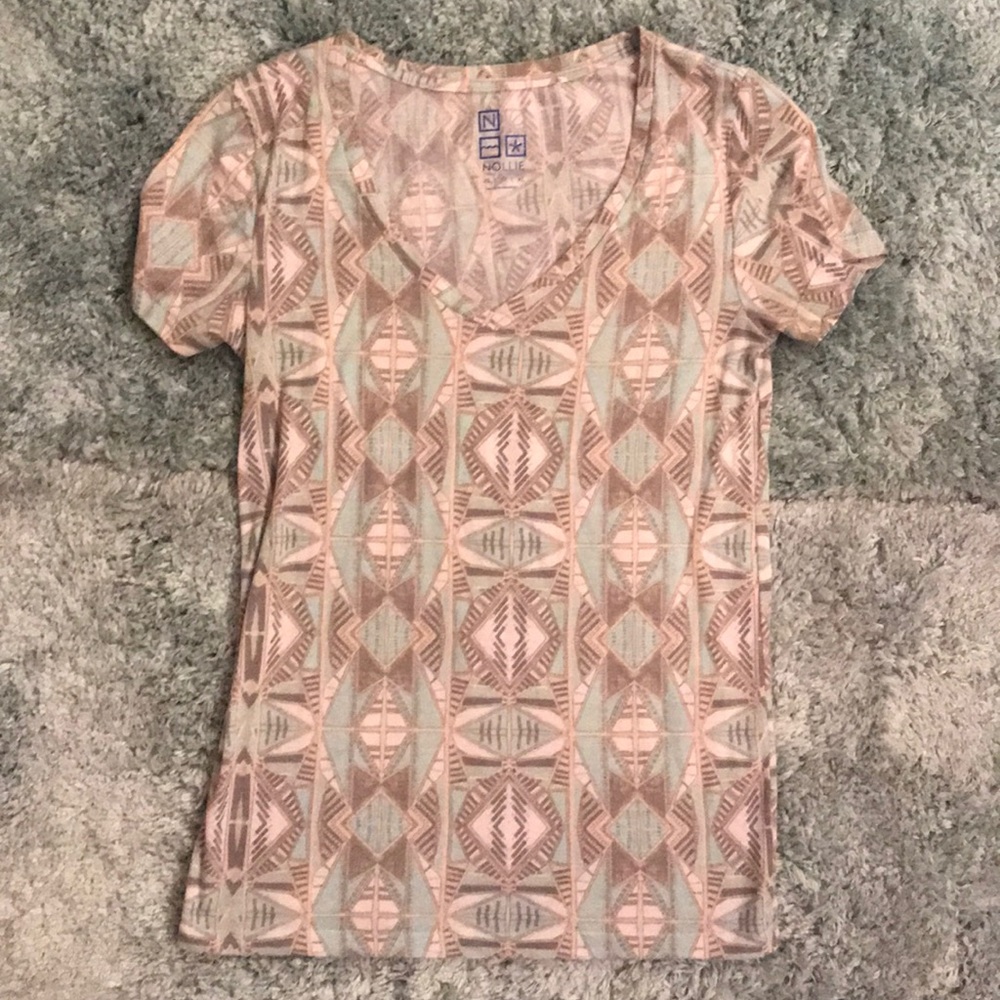 V-neck T-shirt